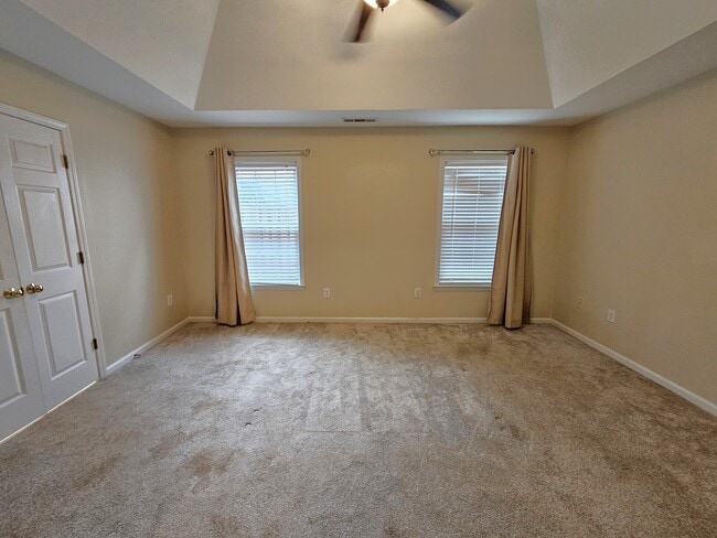 Building Photo - 203 Crown Empire Ct