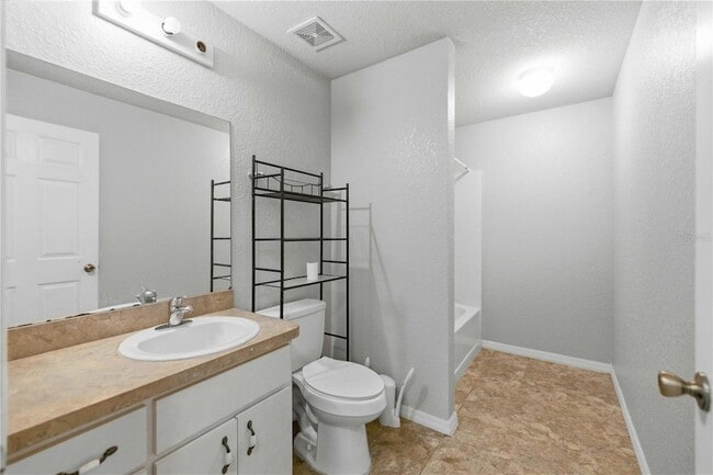 Building Photo - 91 Fir Dr