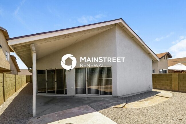 Building Photo - 3 Bedroom Pet-Friendly Home in PEORIA, AZ ...