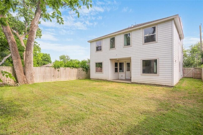 Building Photo - 4625 Mallow St