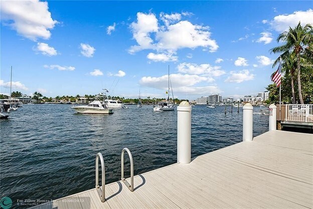 Building Photo - 95 N Birch Rd