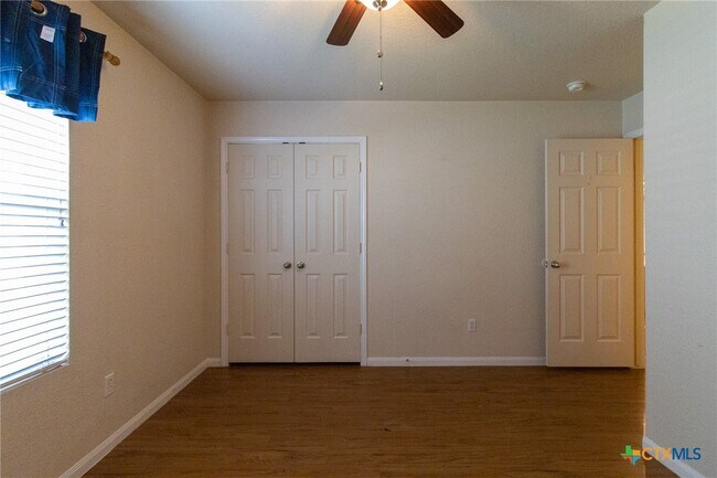Building Photo - 2203 Love Rd
