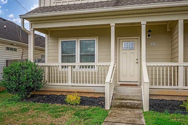 Building Photo - 1911 9th Ave N