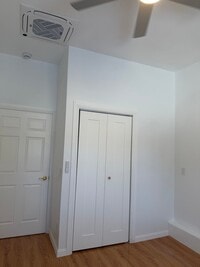 Building Photo - 15918 Katherine St