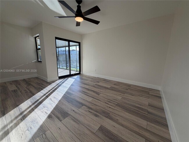 Building Photo - 640 SW 113th Terrace