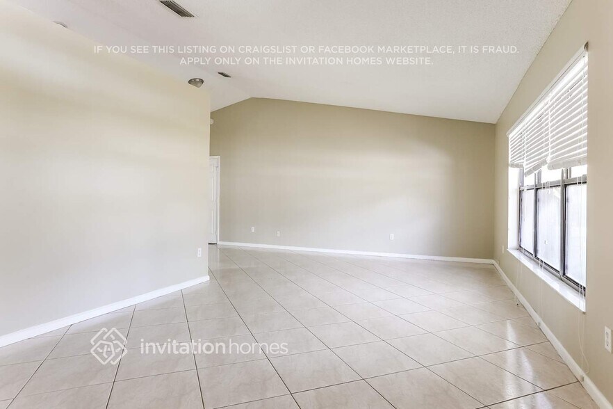Building Photo - 1511 Primrose Ln