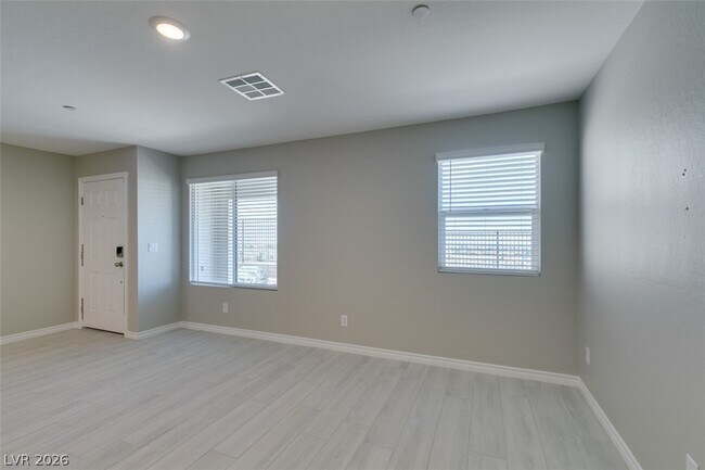 Building Photo - 6184 Rathbone St