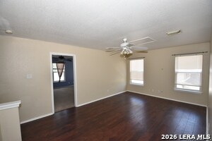 Building Photo - 83 Viking Oak