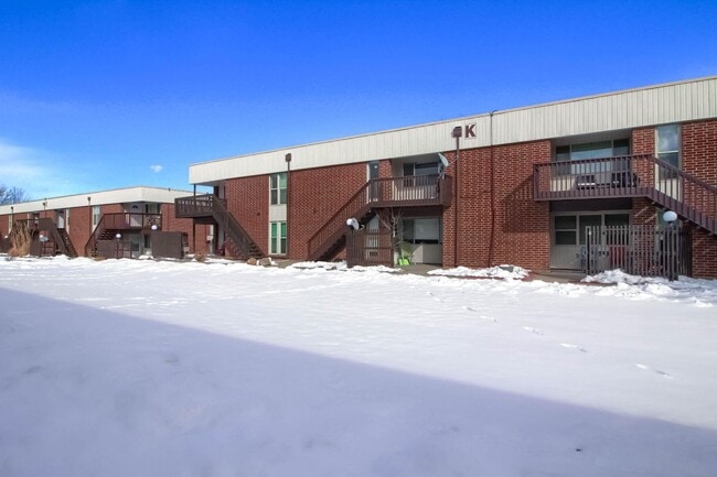 Building Photo - 3663 S Sheridan Blvd