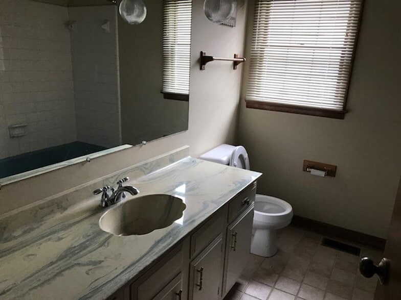 Bathroom - 157 Hibbard St