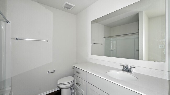 Building Photo - 158 Hazy Glade Dr