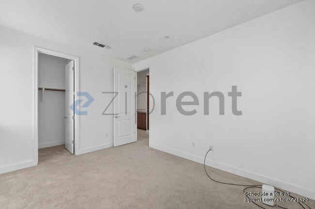 Building Photo - 34856 Awning Ter