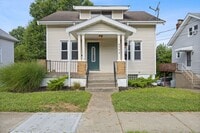 Building Photo - BRIDGETOWN - Charming 3 Bed 2 Bath w 1 Car...