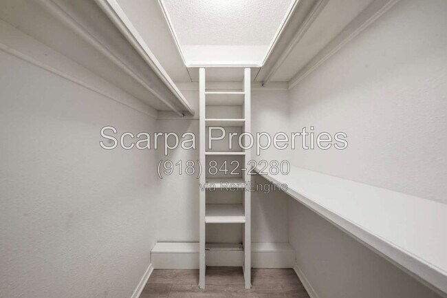 Building Photo - 13621 S 285th E Ave