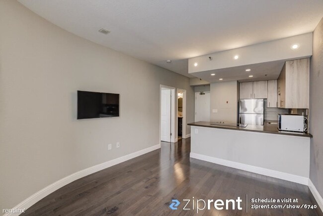 Building Photo - 1 br, 1 bath Condo - 201 Harrison Street, ...