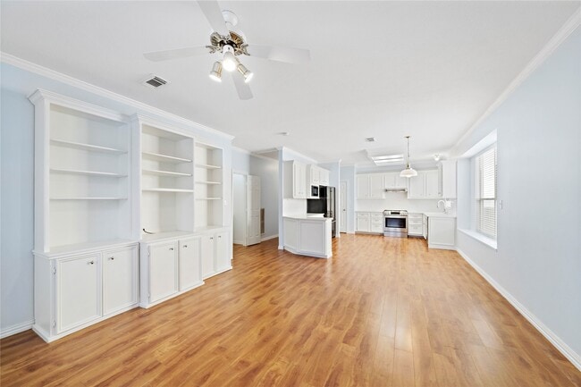 Building Photo - 6619 Trebeck Ln