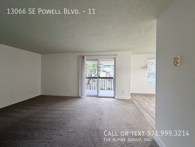 Building Photo - 13066 SE Powell Blvd