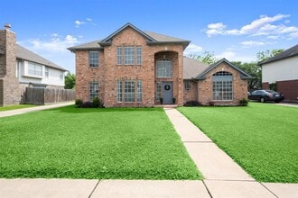 Building Photo - 10206 Jockey Club Dr