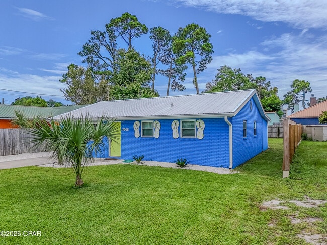 Building Photo - 7005 S Lagoon Dr