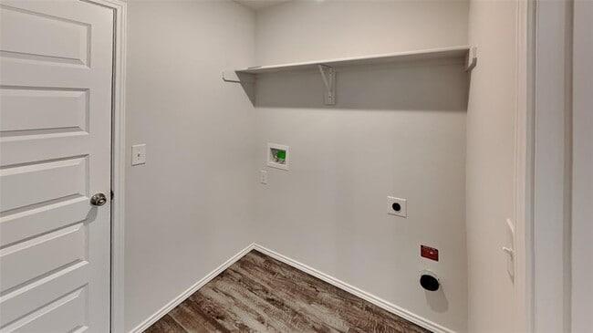 Building Photo - 6141 Bradford Pear Ln