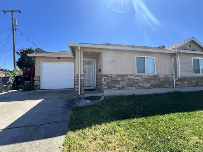 Building Photo - SAC T 1138
