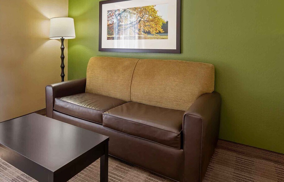 Building Photo - Furnished Studio-Washington, D.C. - Falls Church - Merrifield