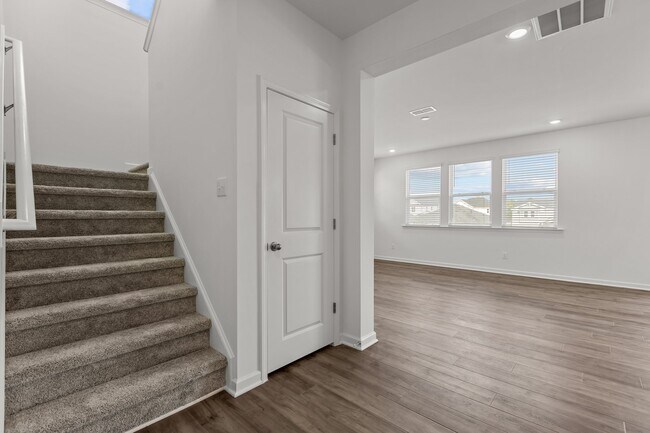 Building Photo - 2138 Rockface Wy