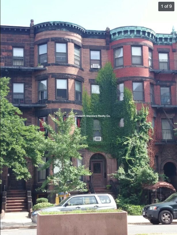 Building Photo - 849 Beacon St