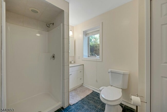 Building Photo - 252 Mabel Pl