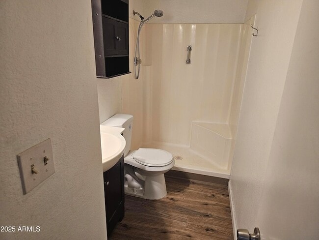 Building Photo - 286 W Palomino Dr