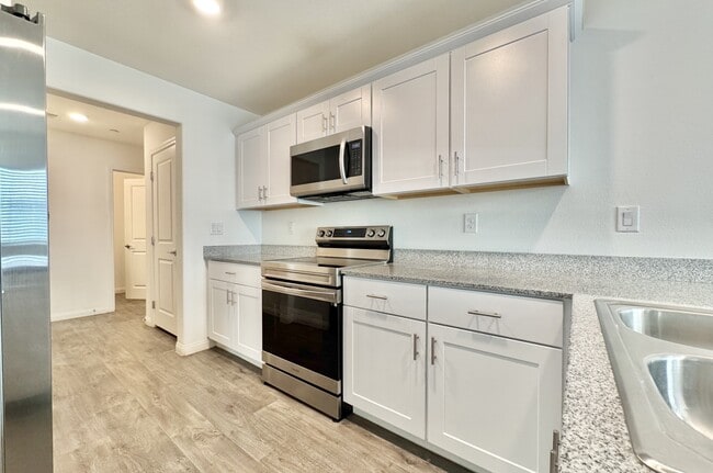 Building Photo - 12349 Radiant Sunrise Rd