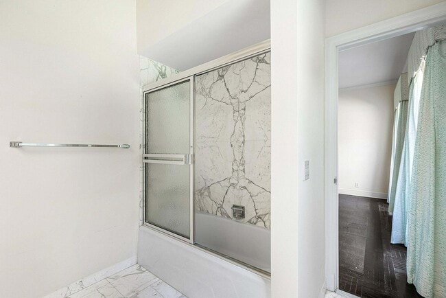 Building Photo - 157 Wells Rd