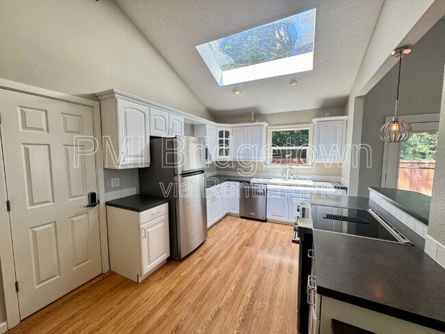 Building Photo - 11731 SW 41st Ave