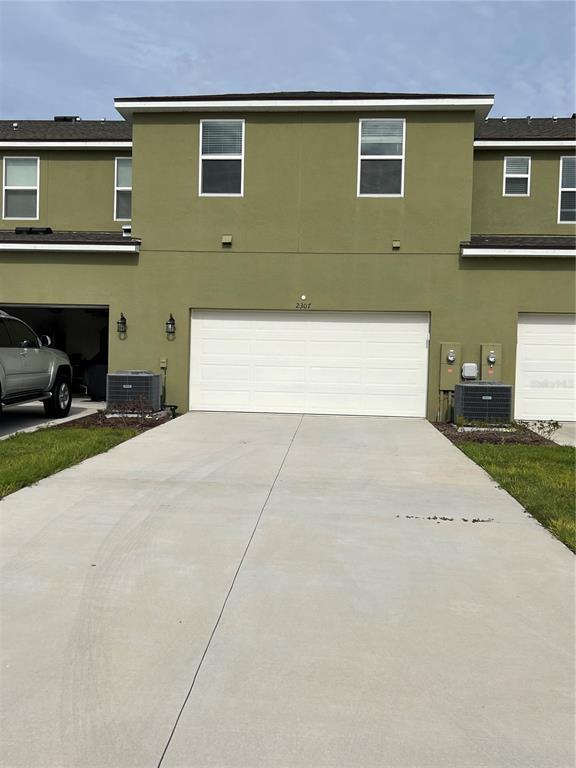 Building Photo - 2307 Garden Belle Dr
