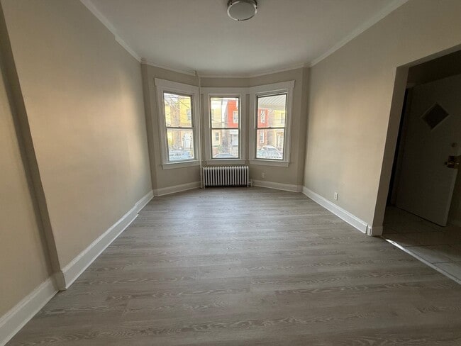 Building Photo - 221 Wilkinson Ave