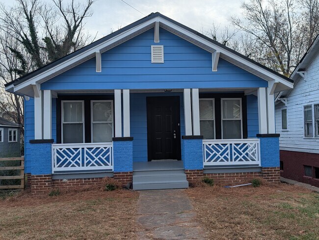 Primary Photo - 1614 E 1st St