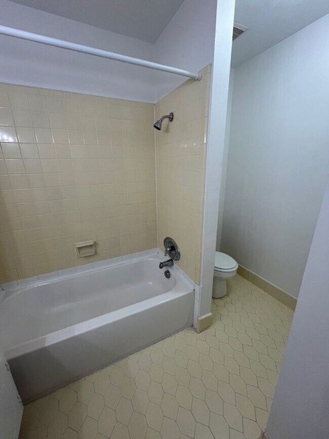 Building Photo - Recently updated 3 bedroom 2 bath home in King Grants