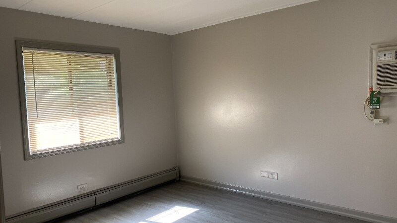 Building Photo - 108 E Bailey Rd