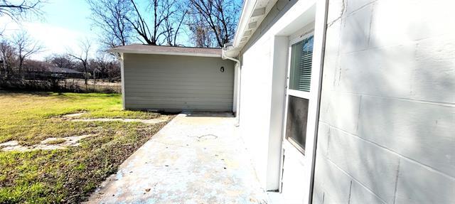 Building Photo - 5821 Black Oak Ln