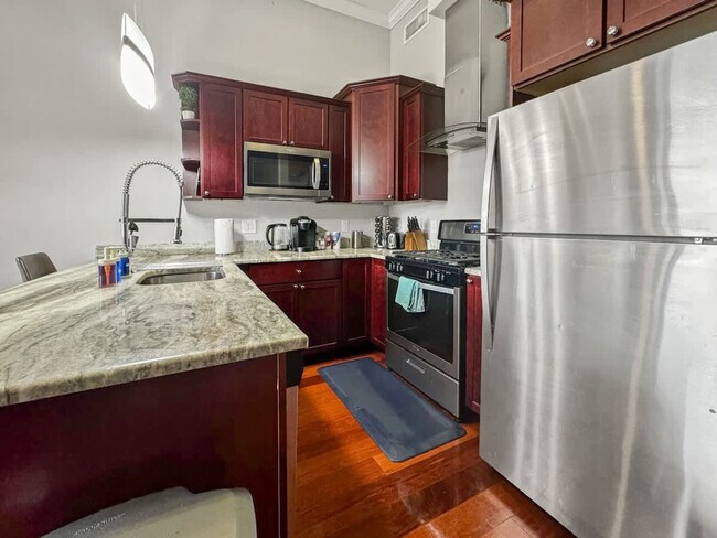 Building Photo - 1401 N 5th St