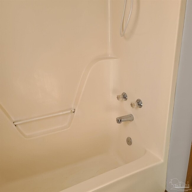 Building Photo - 905 N N St