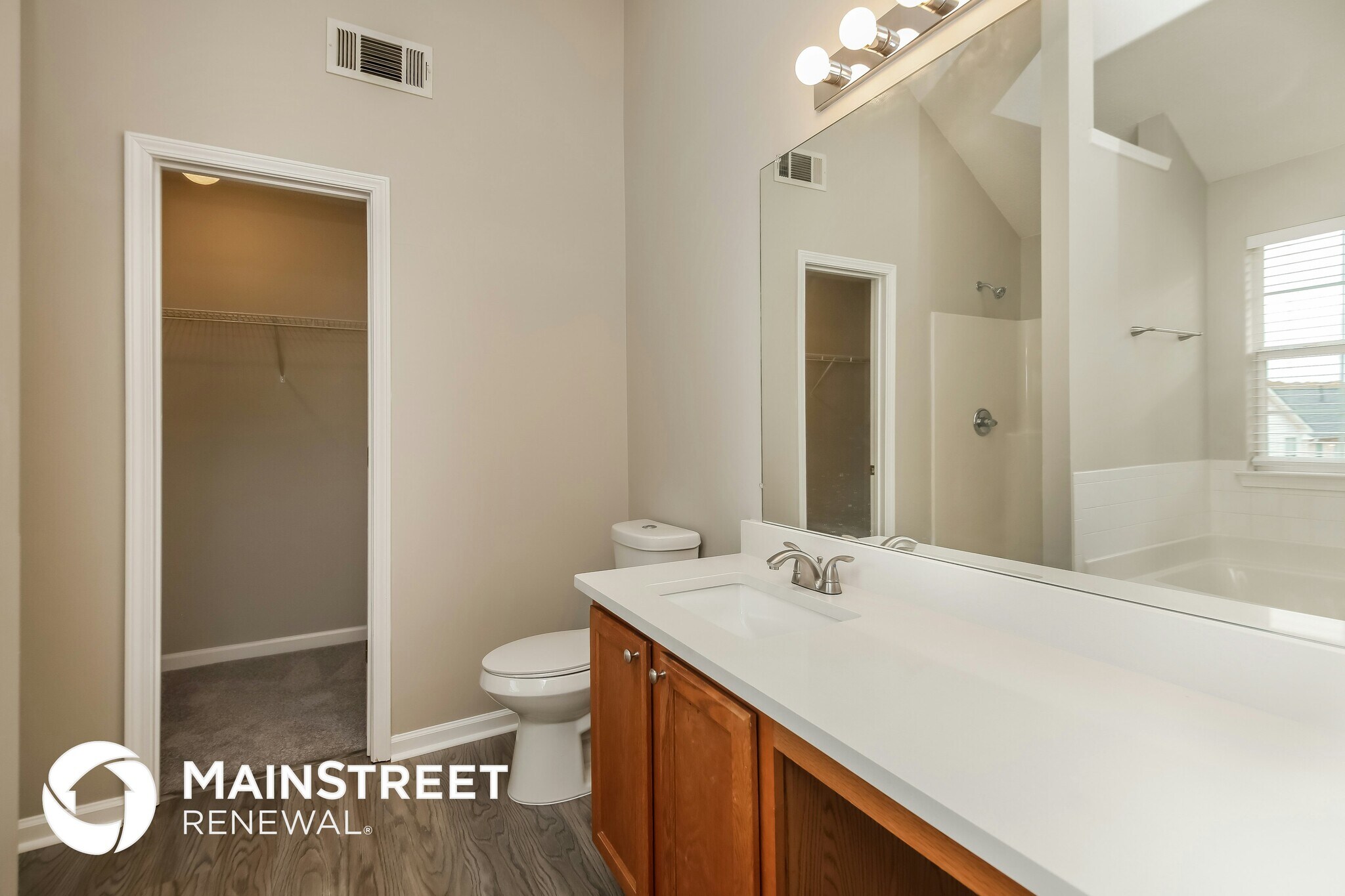 Building Photo - 2635 Thunder Basin Way