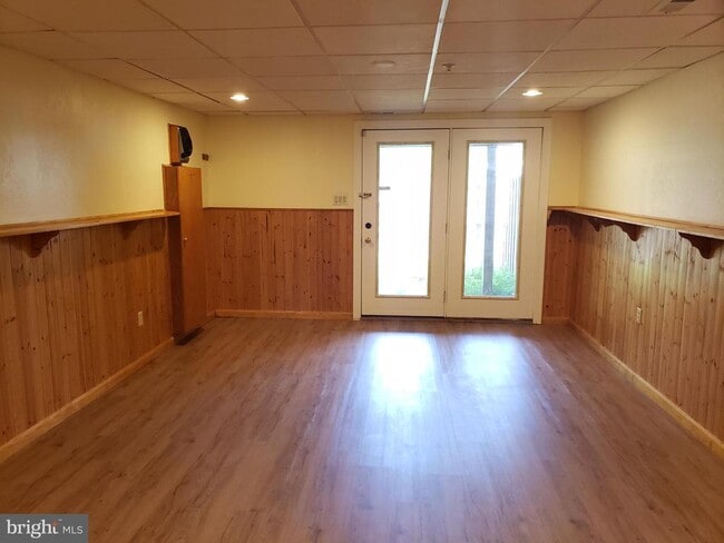 Building Photo - 18022 Royal Bonnet Cir