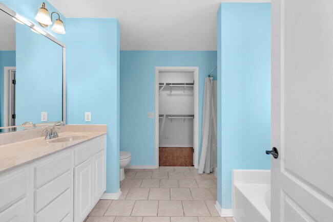 Building Photo - 5920 Ashton Woods Cir