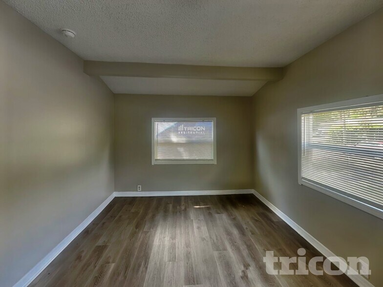 Building Photo - 7002 Ponderosa Dr