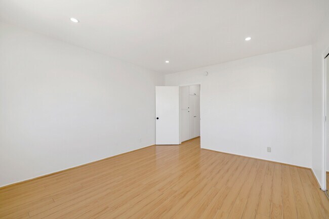 Floorplan - Oxford Apartments
