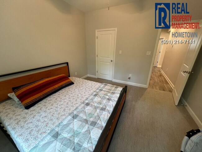 Building Photo - 25 Emma Dr