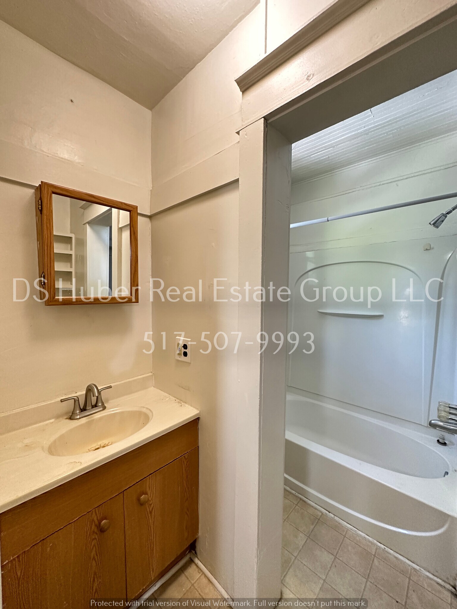 bathroom - 151 Garden St