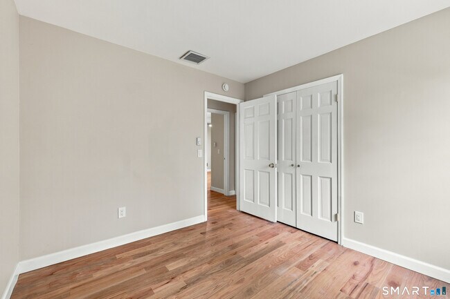 Building Photo - 115 Forty Acre Mountain Rd