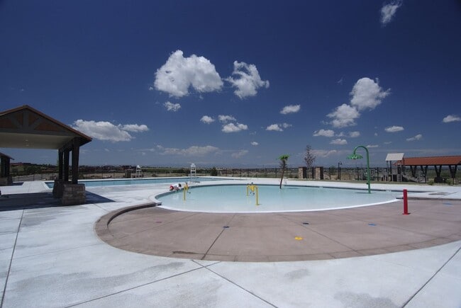 Building Photo - Large 4 bedroom home with a Fully Finished...